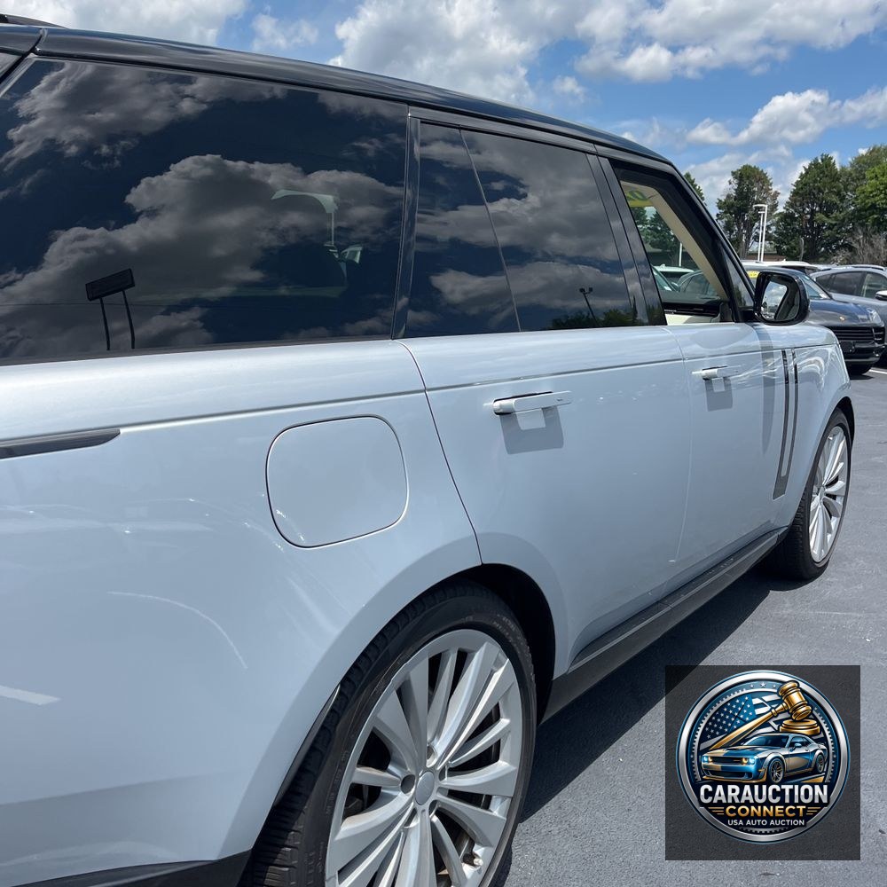 2024 Land Rover Range Rover P530 SE
