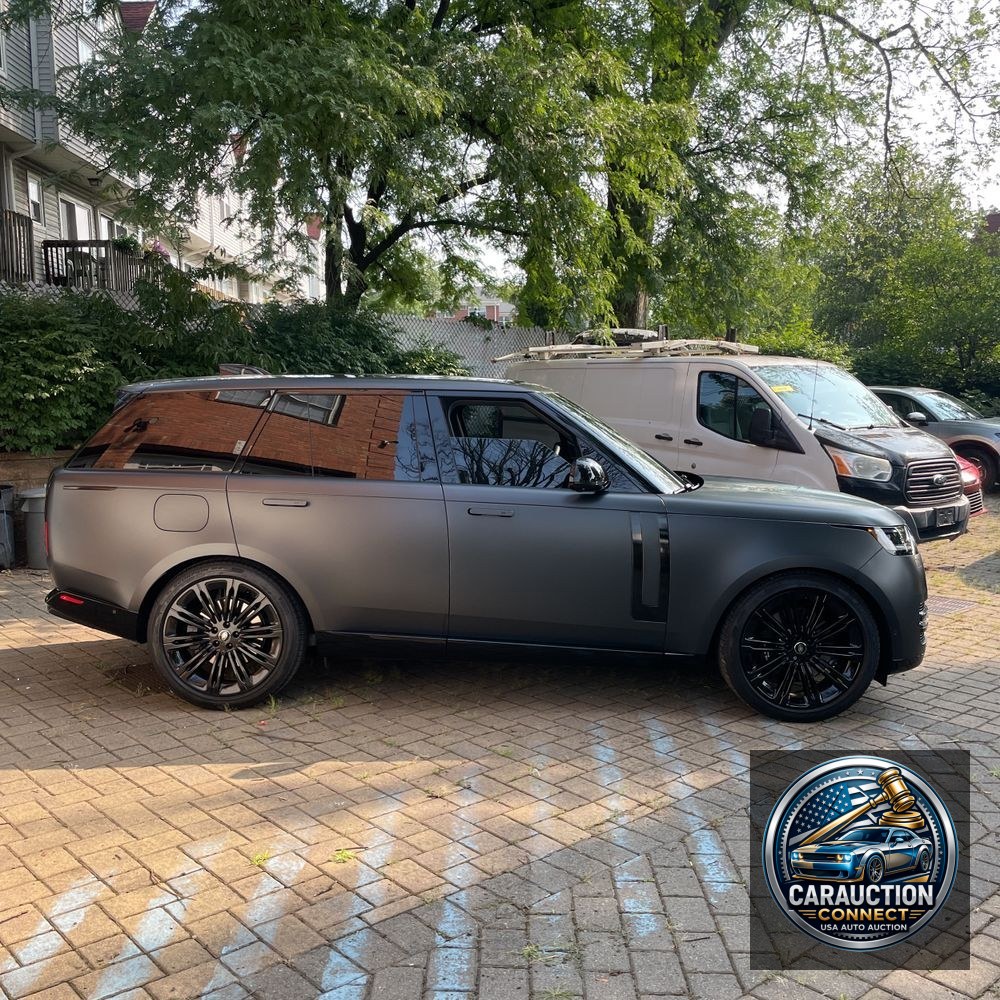 2025 Land Rover Range Rover SE P530