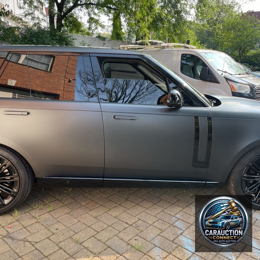 2025 Land Rover Range Rover SE P530