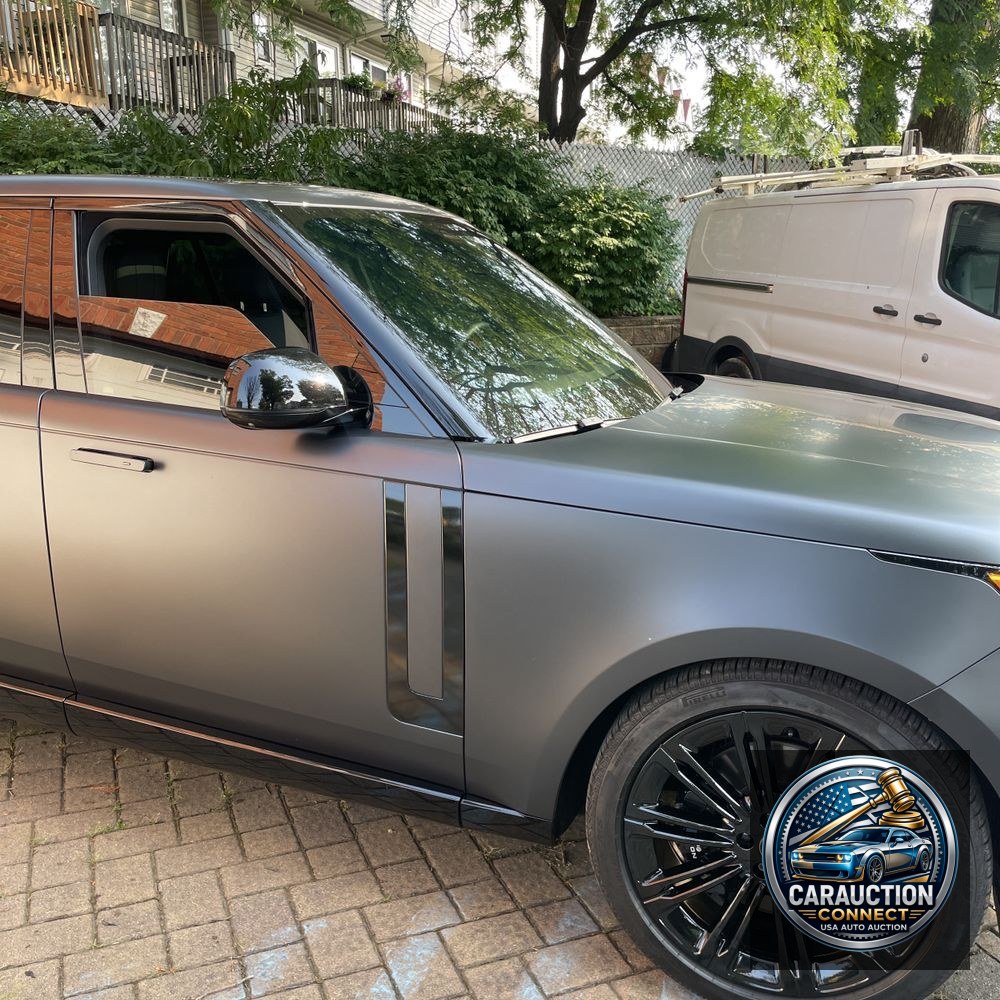 2025 Land Rover Range Rover SE P530