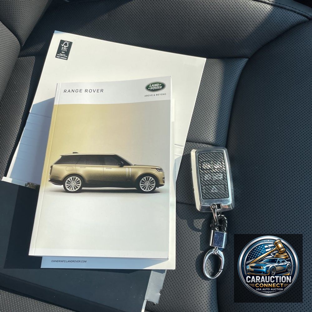 2025 Land Rover Range Rover SE P530