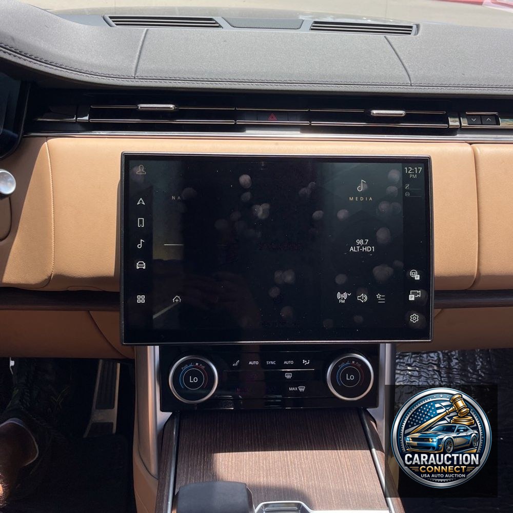 2023 Land Rover Range Rover P400 SE