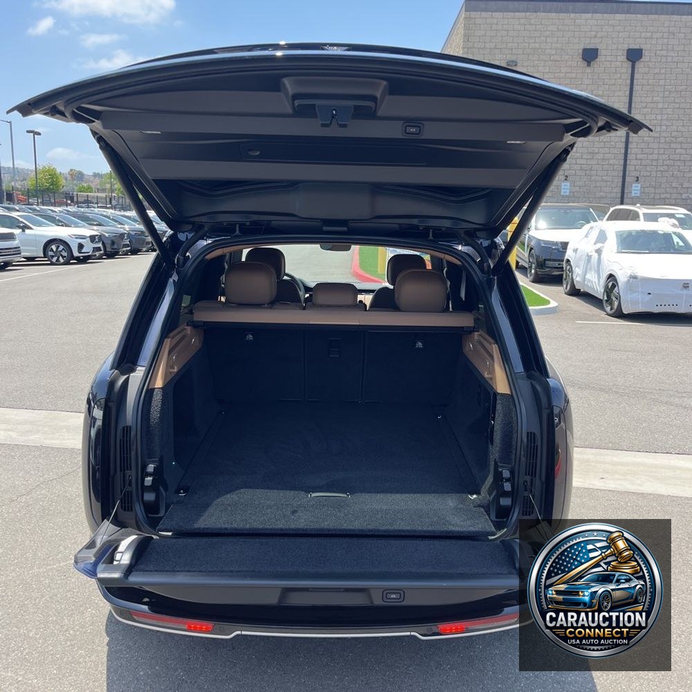 2023 Land Rover Range Rover P400 SE
