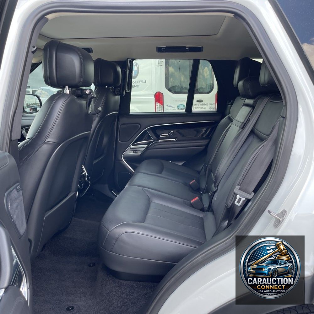 2022 Land Rover Range Rover P400 SE