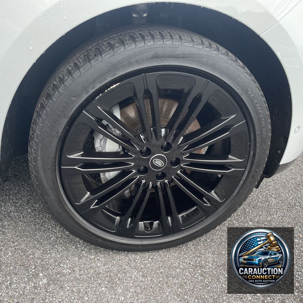 2023 Land Rover Range Rover P400 SE
