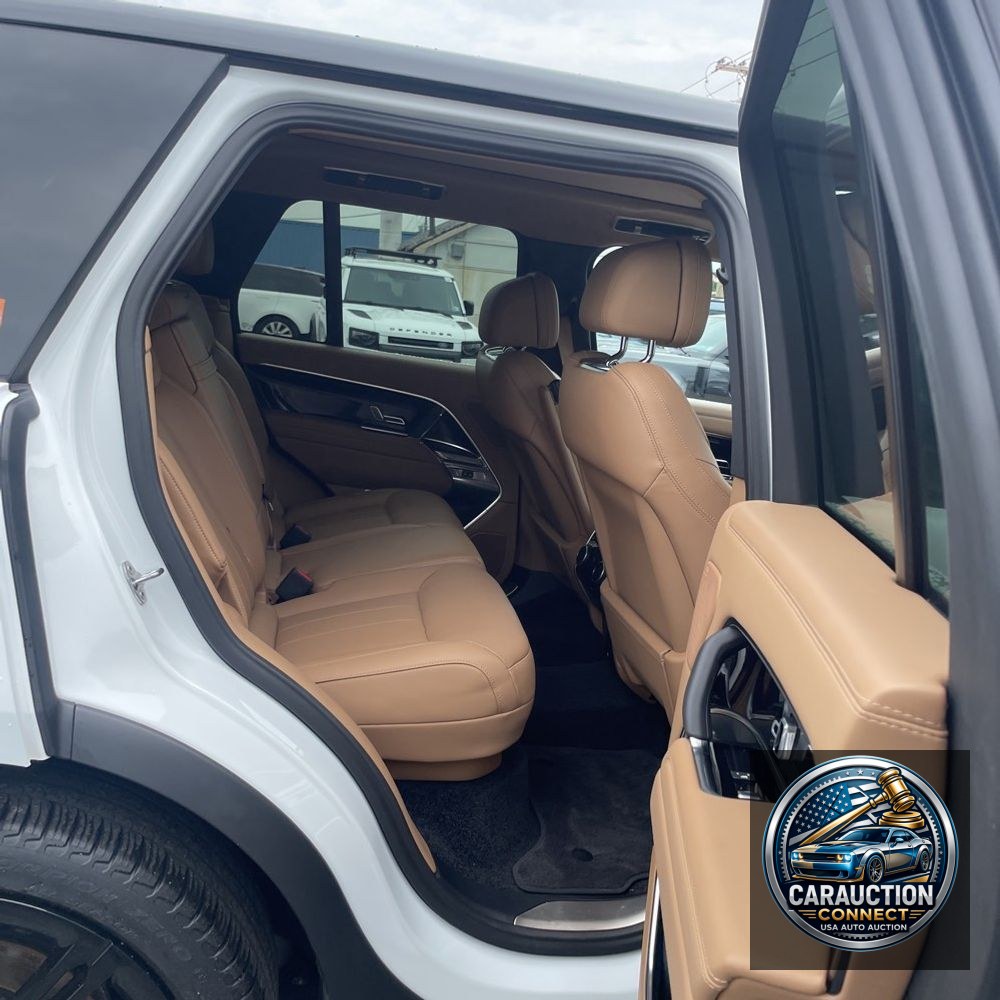 2023 Land Rover Range Rover P400 SE