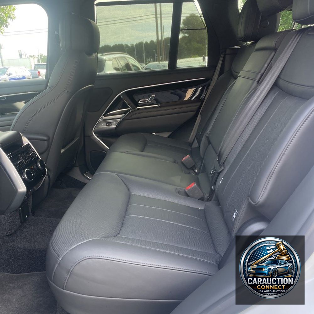 2024 Land Rover Range Rover P400 SE
