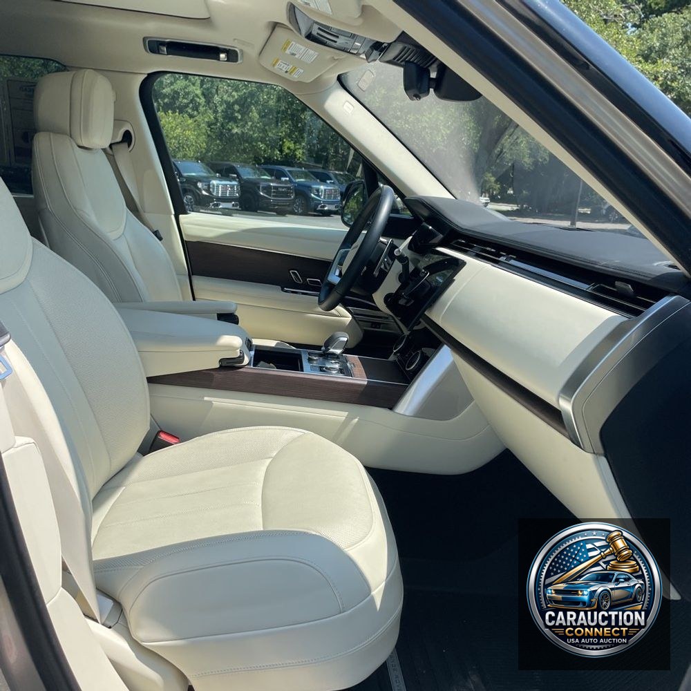 2023 Land Rover Range Rover P400 SE
