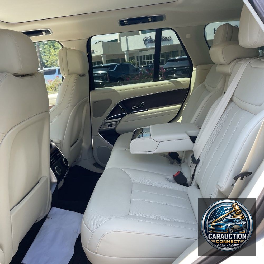 2023 Land Rover Range Rover P400 SE