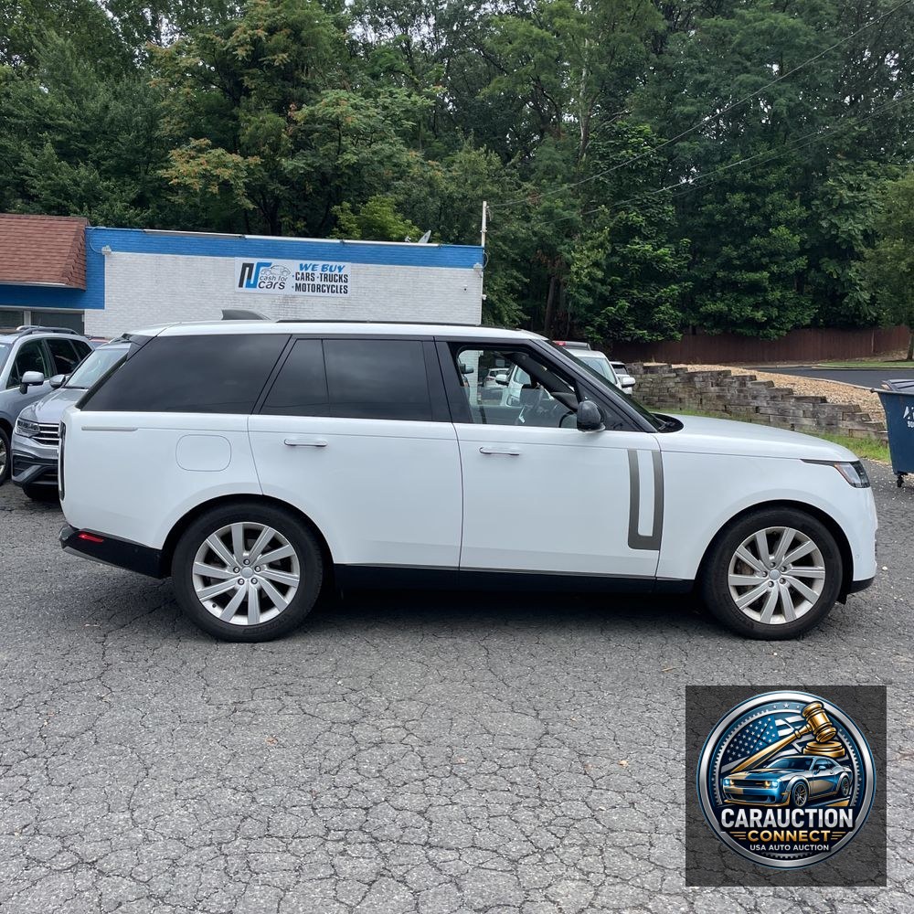 2023 Land Rover Range Rover SE