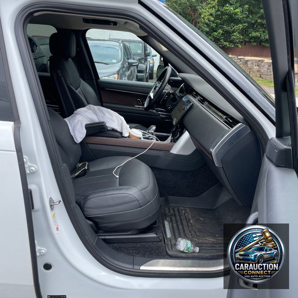 2023 Land Rover Range Rover SE