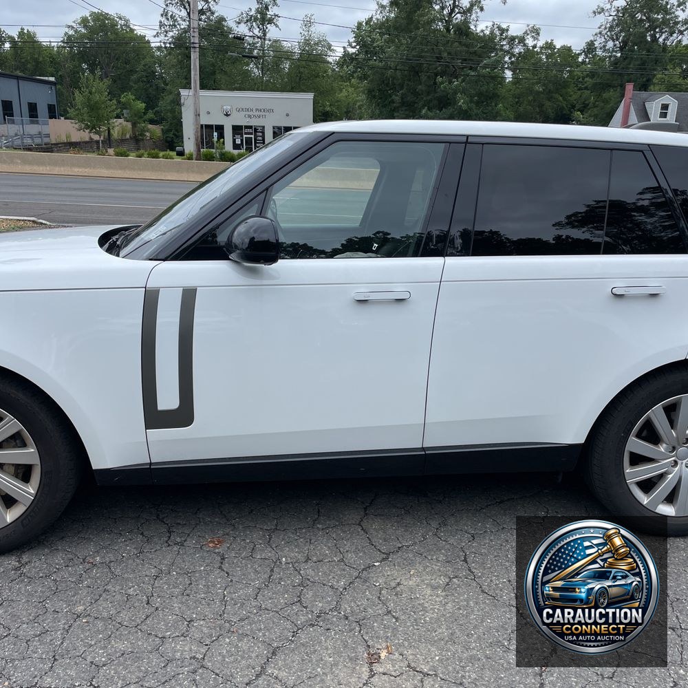 2023 Land Rover Range Rover SE
