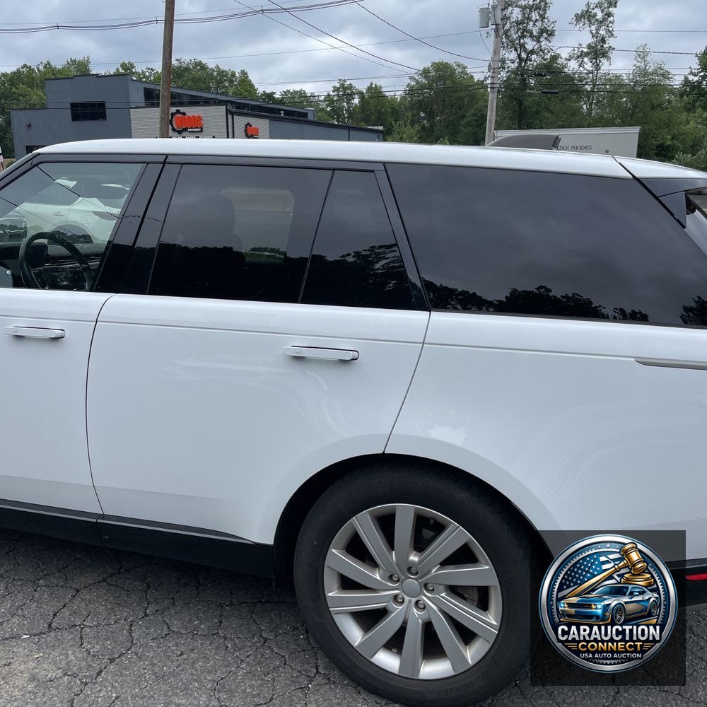 2023 Land Rover Range Rover SE