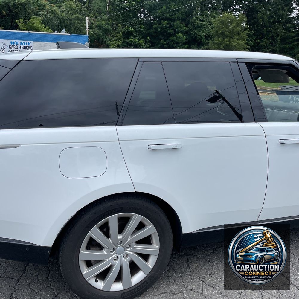 2023 Land Rover Range Rover SE