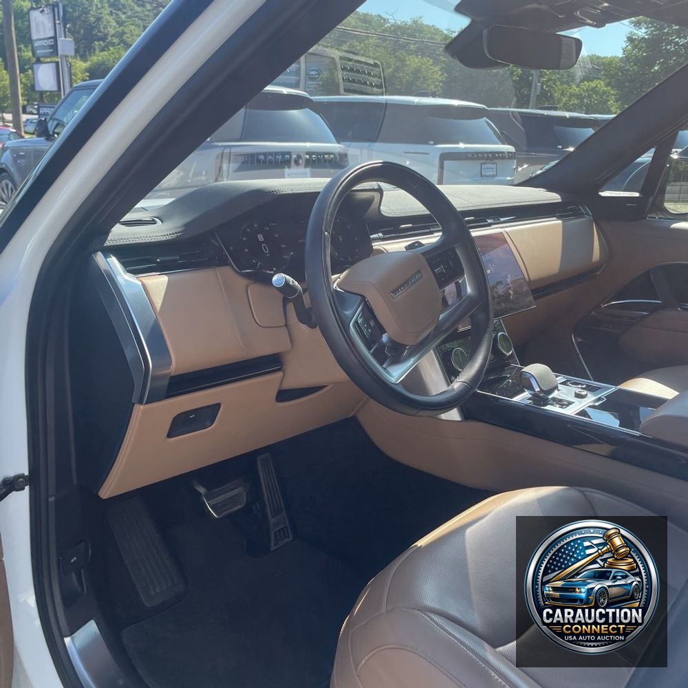 2023 Land Rover Range Rover P400 SE
