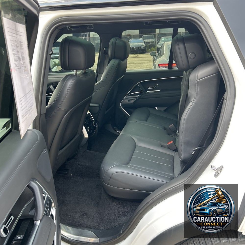 2023 Land Rover Range Rover P400 SE