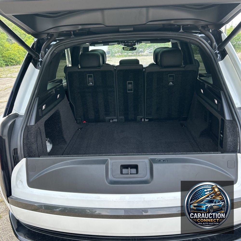 2023 Land Rover Range Rover P400 SE