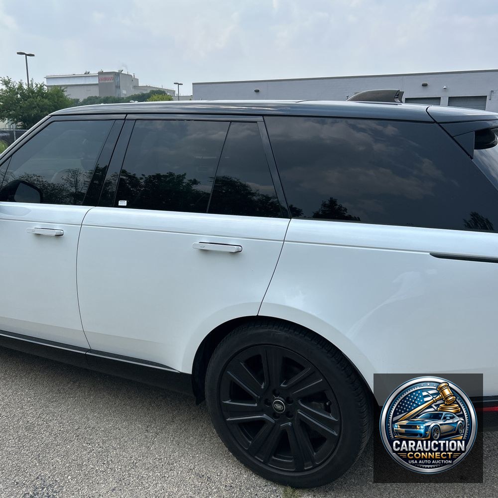 2023 Land Rover Range Rover P400 SE
