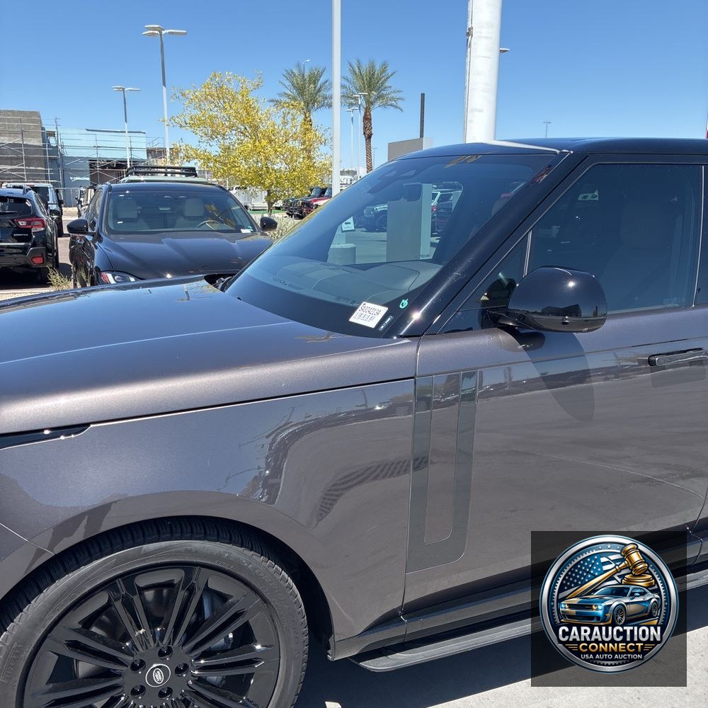 2024 Land Rover Range Rover SE P400
