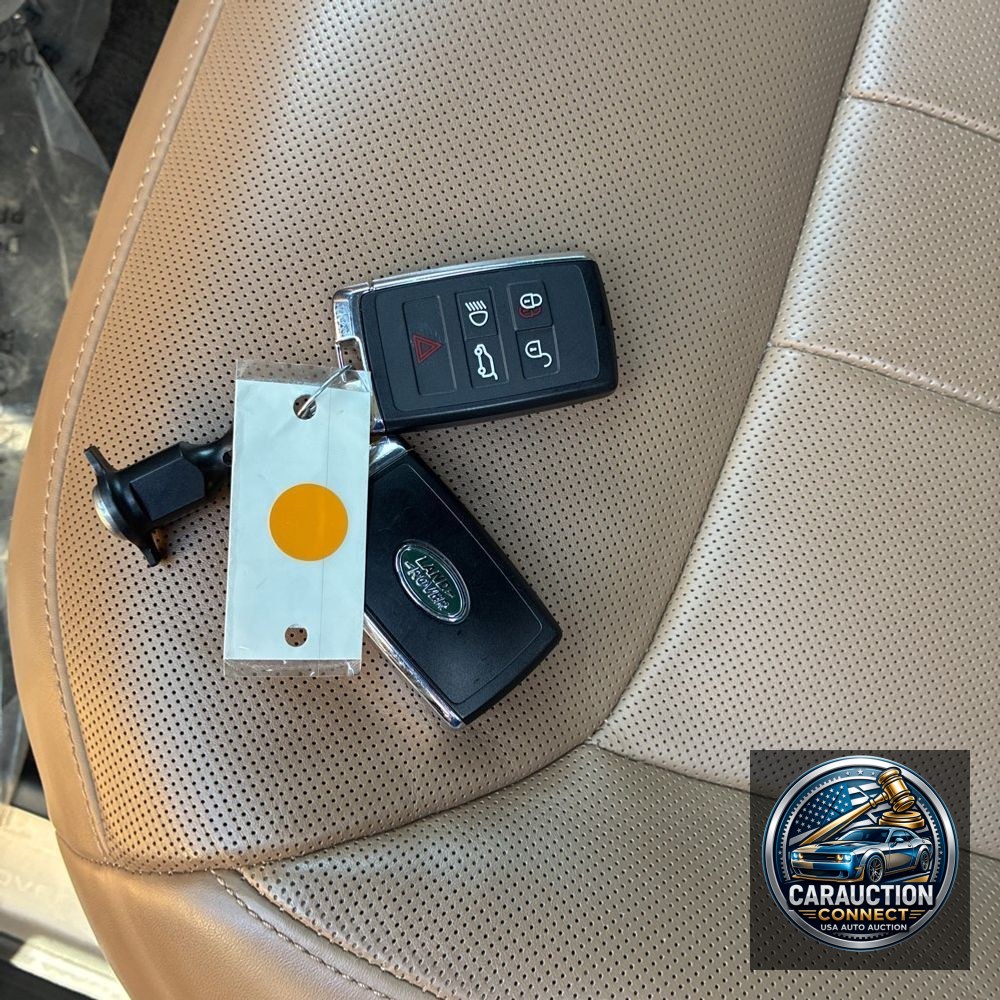 2024 Land Rover Range Rover SE P400