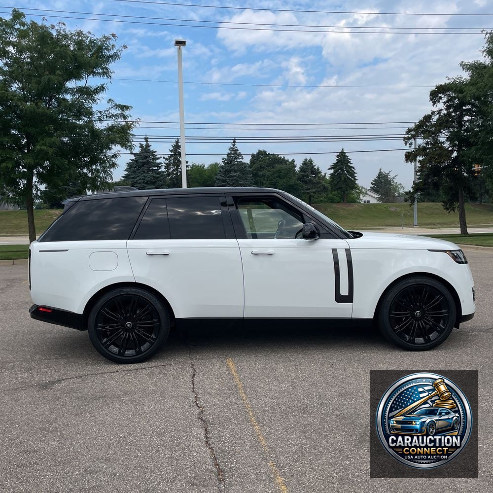 2025 Land Rover Range Rover P400 SE