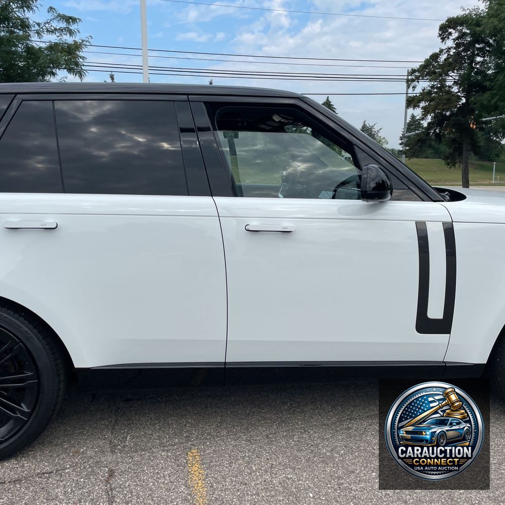 2025 Land Rover Range Rover P400 SE