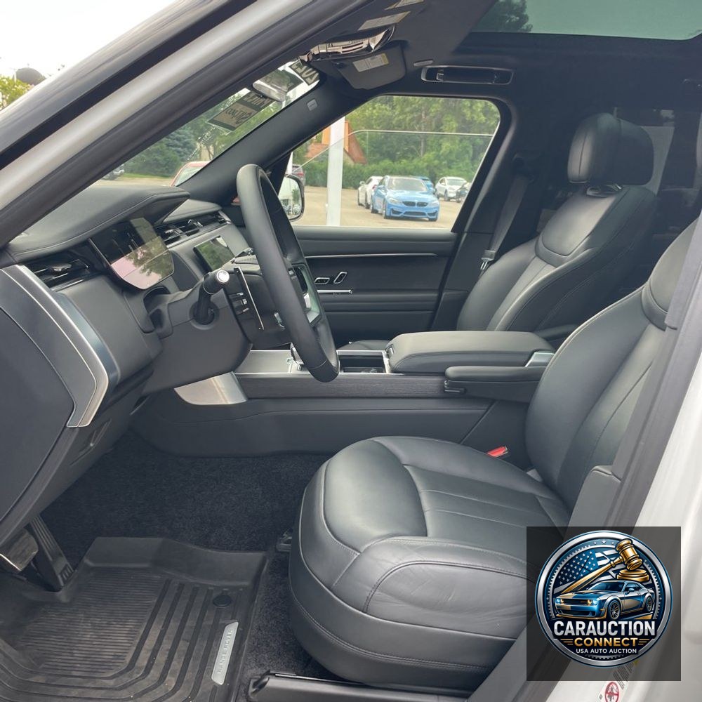 2025 Land Rover Range Rover P400 SE