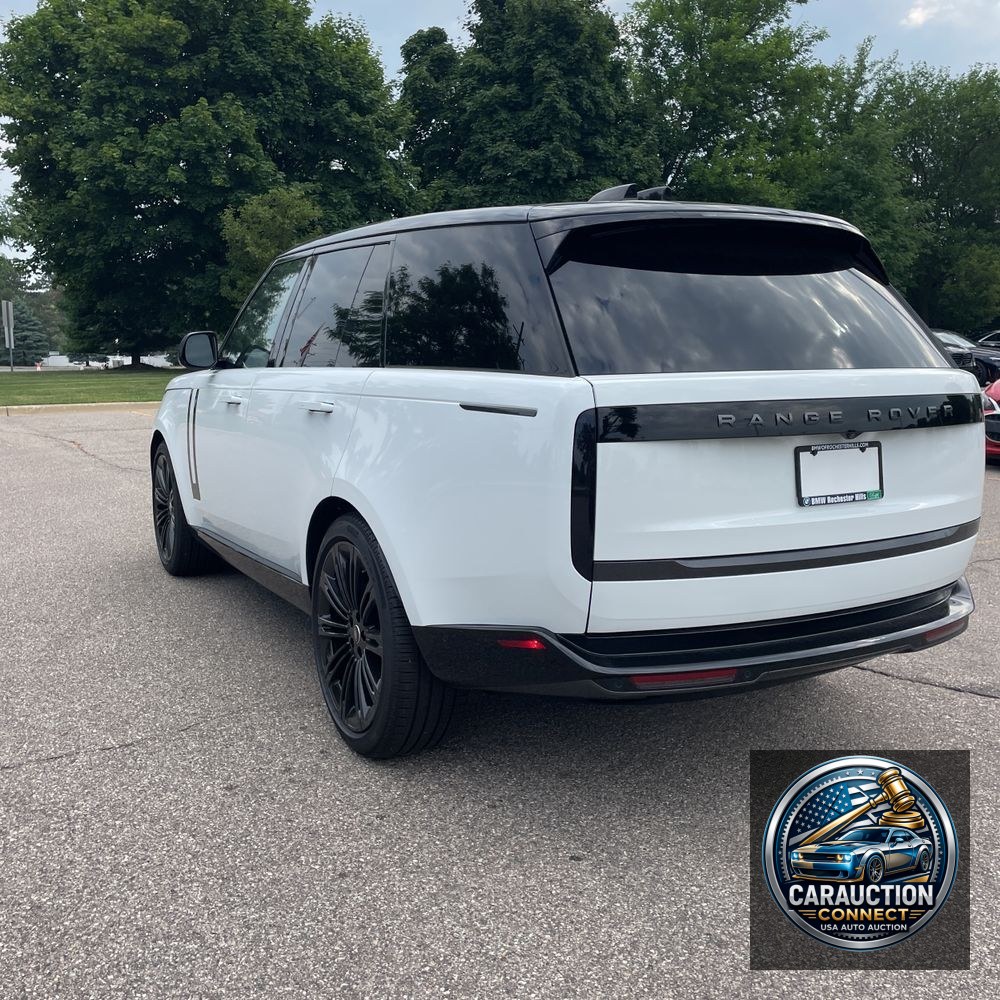 2025 Land Rover Range Rover P400 SE