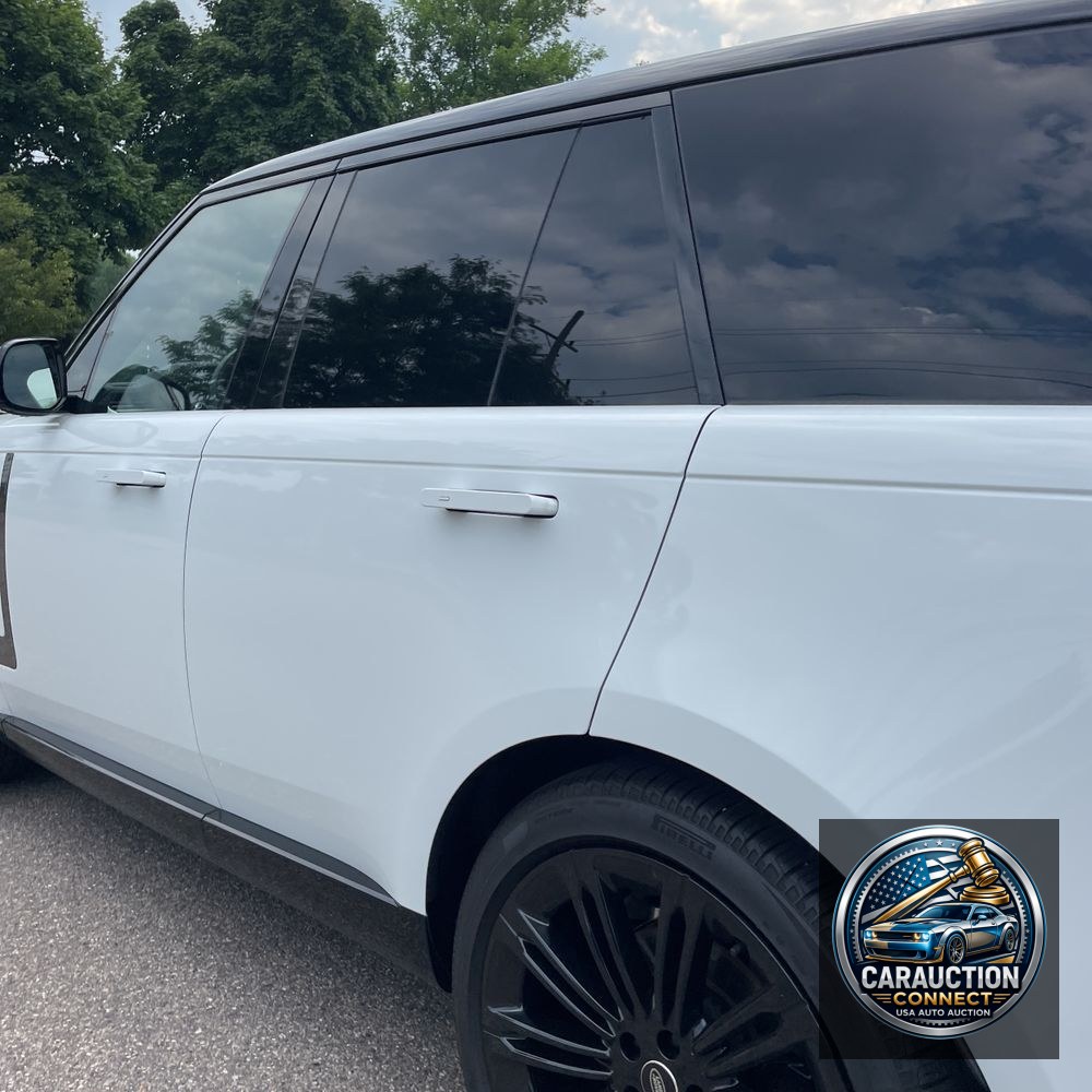 2025 Land Rover Range Rover P400 SE