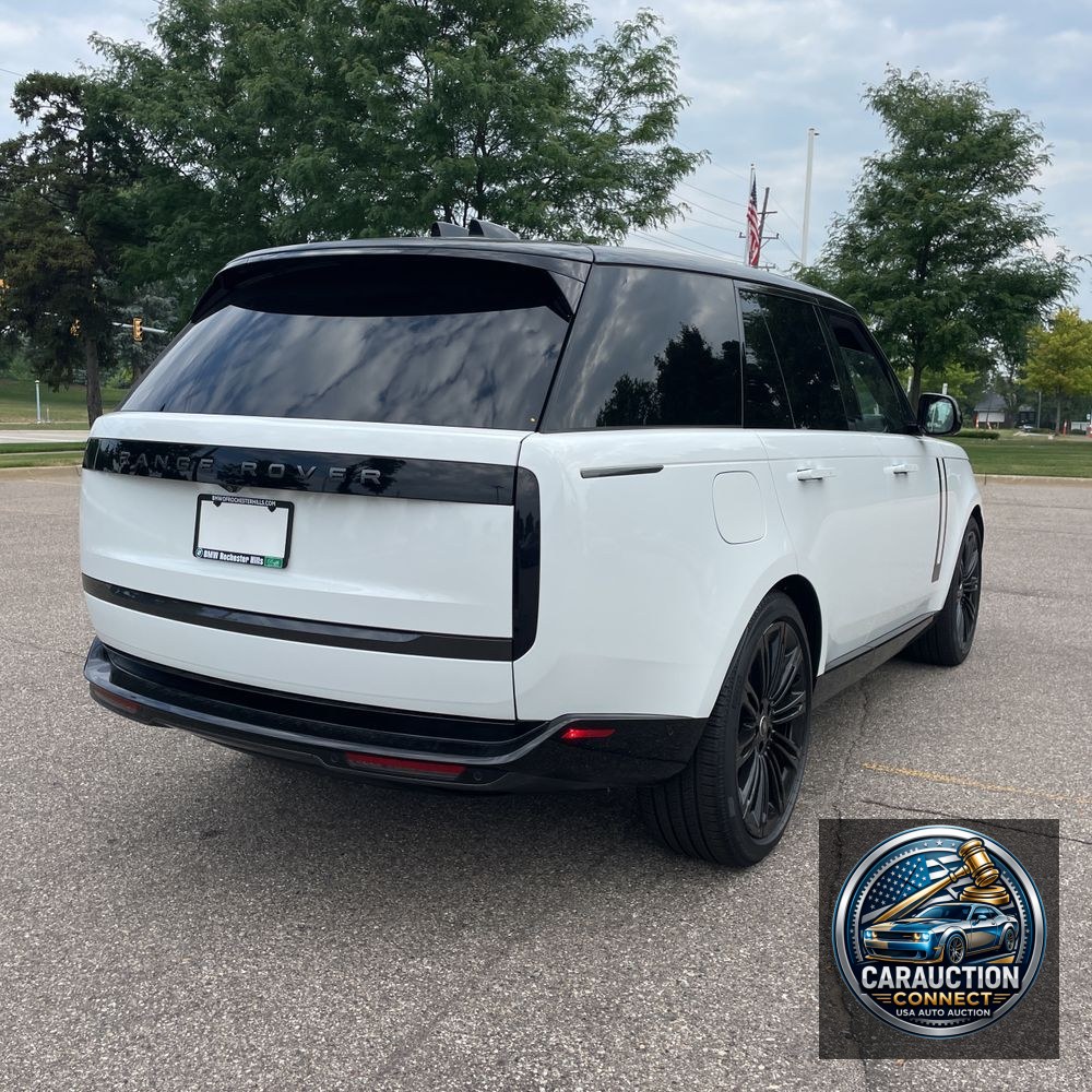 2025 Land Rover Range Rover P400 SE