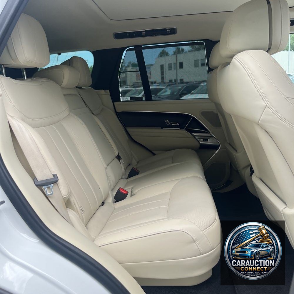 2023 Land Rover Range Rover P400 SE