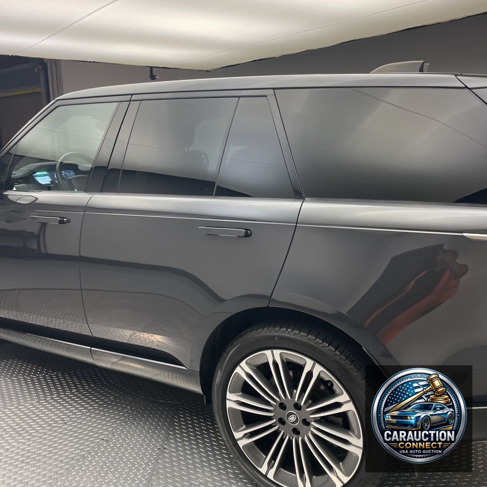 2023 Land Rover Range Rover P400 SE