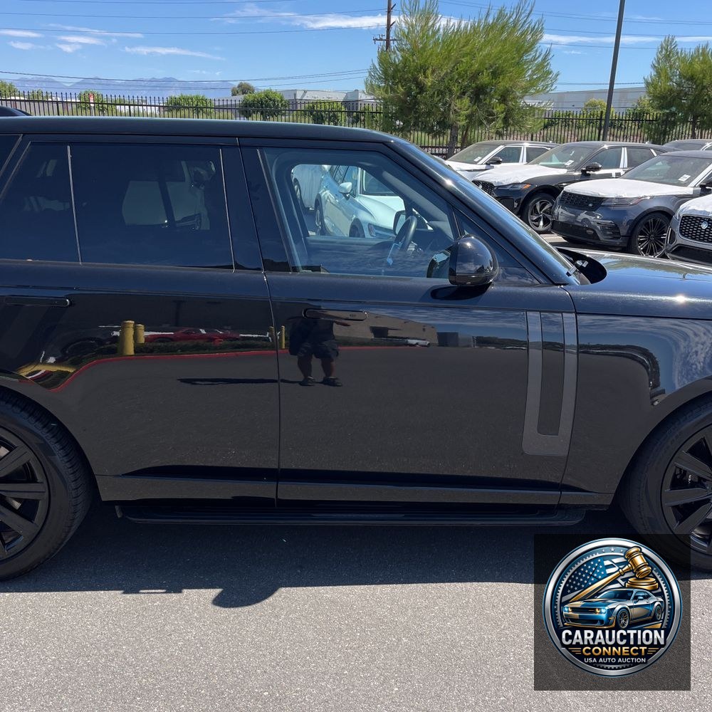 2023 Land Rover Range Rover SE
