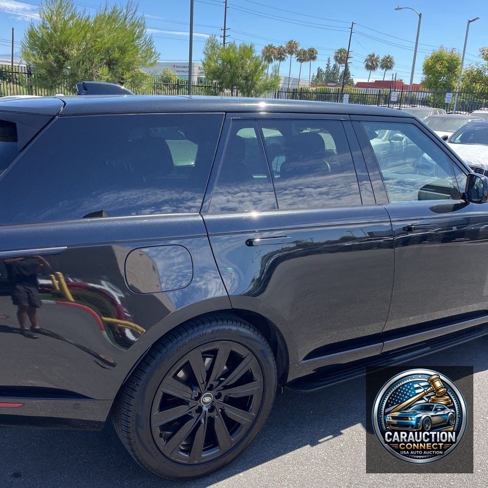 2023 Land Rover Range Rover SE