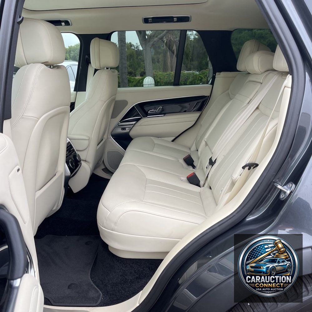 2023 Land Rover Range Rover P400 SE