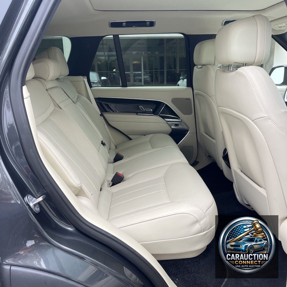 2023 Land Rover Range Rover P400 SE