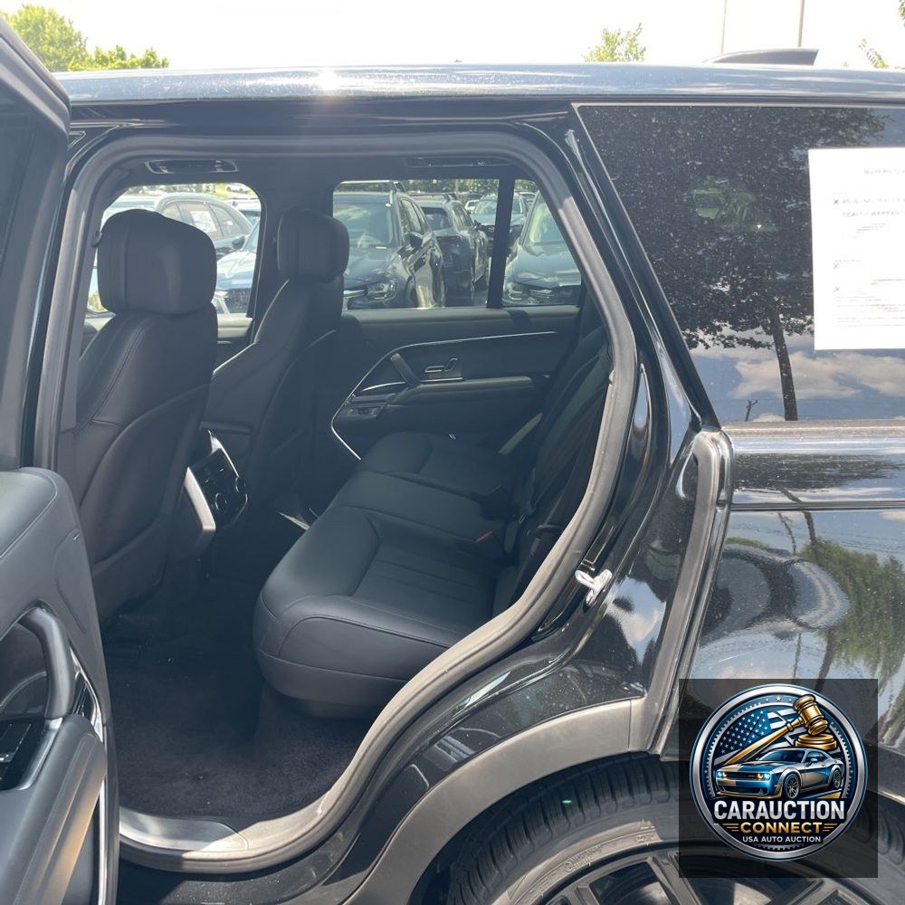 2023 Land Rover Range Rover P400 SE