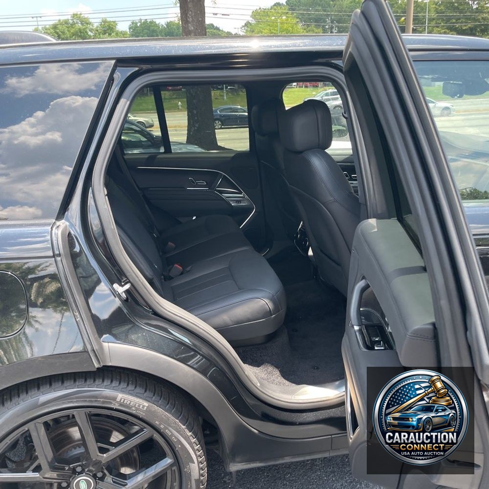 2023 Land Rover Range Rover P400 SE