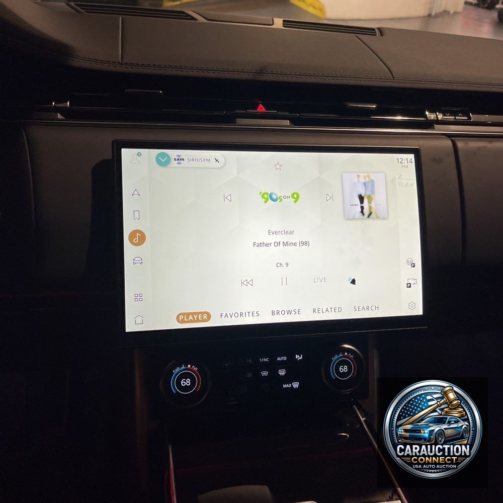 2023 Land Rover Range Rover SE