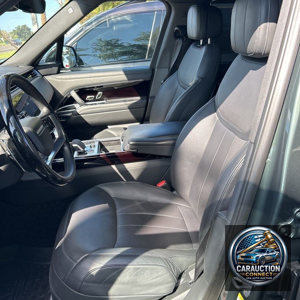 2023 Land Rover Range Rover P400 SE