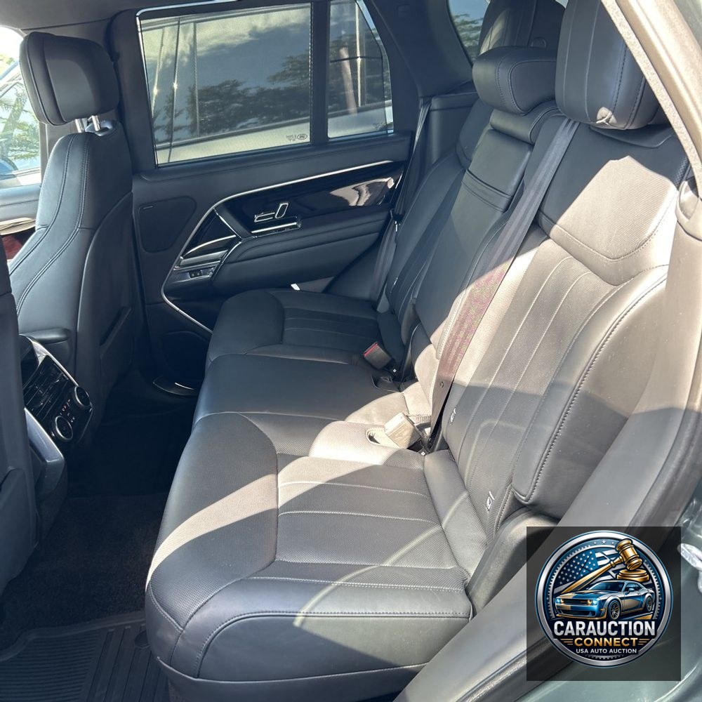 2023 Land Rover Range Rover P400 SE