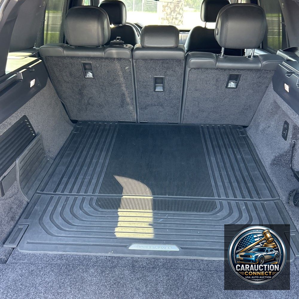 2023 Land Rover Range Rover P400 SE