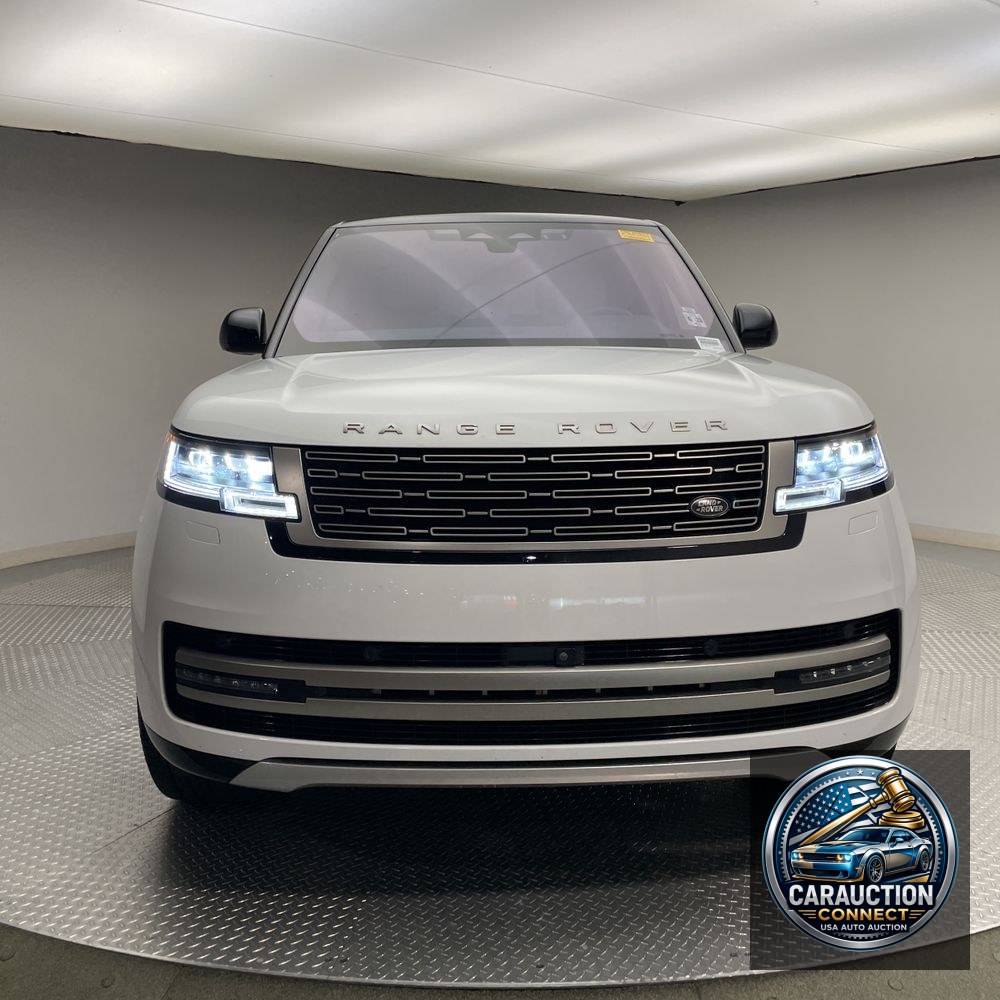 2023 Land Rover Range Rover P400 SE LWB
