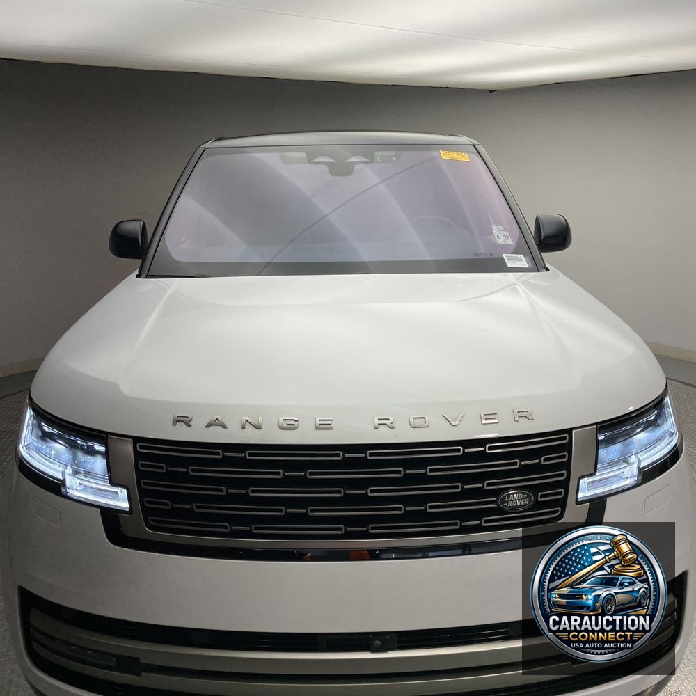 2023 Land Rover Range Rover P400 SE LWB
