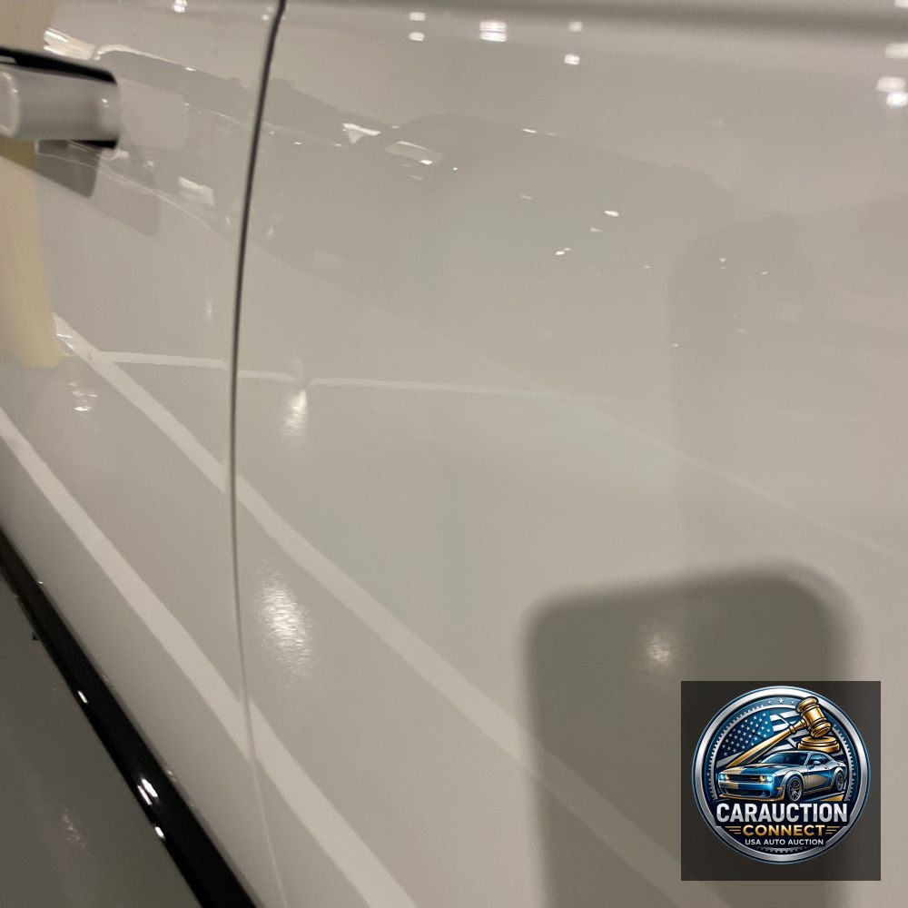 2023 Land Rover Range Rover P400 SE LWB