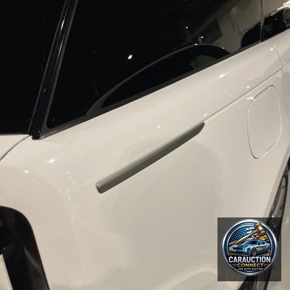 2023 Land Rover Range Rover P400 SE LWB