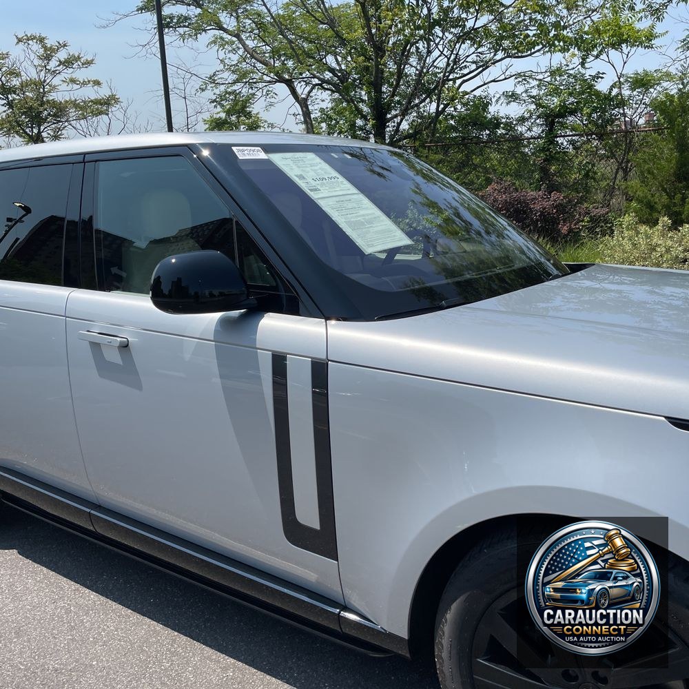 2023 Land Rover Range Rover P400 SE LWB
