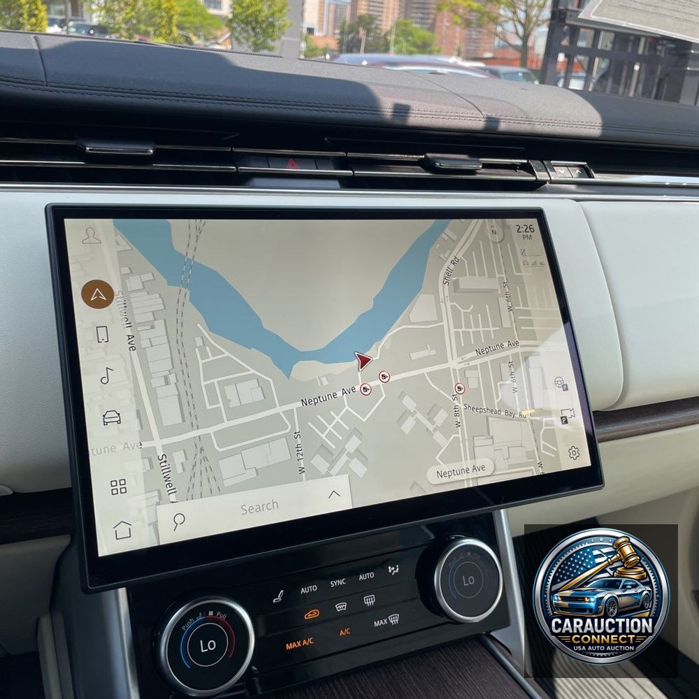 2023 Land Rover Range Rover P400 SE LWB