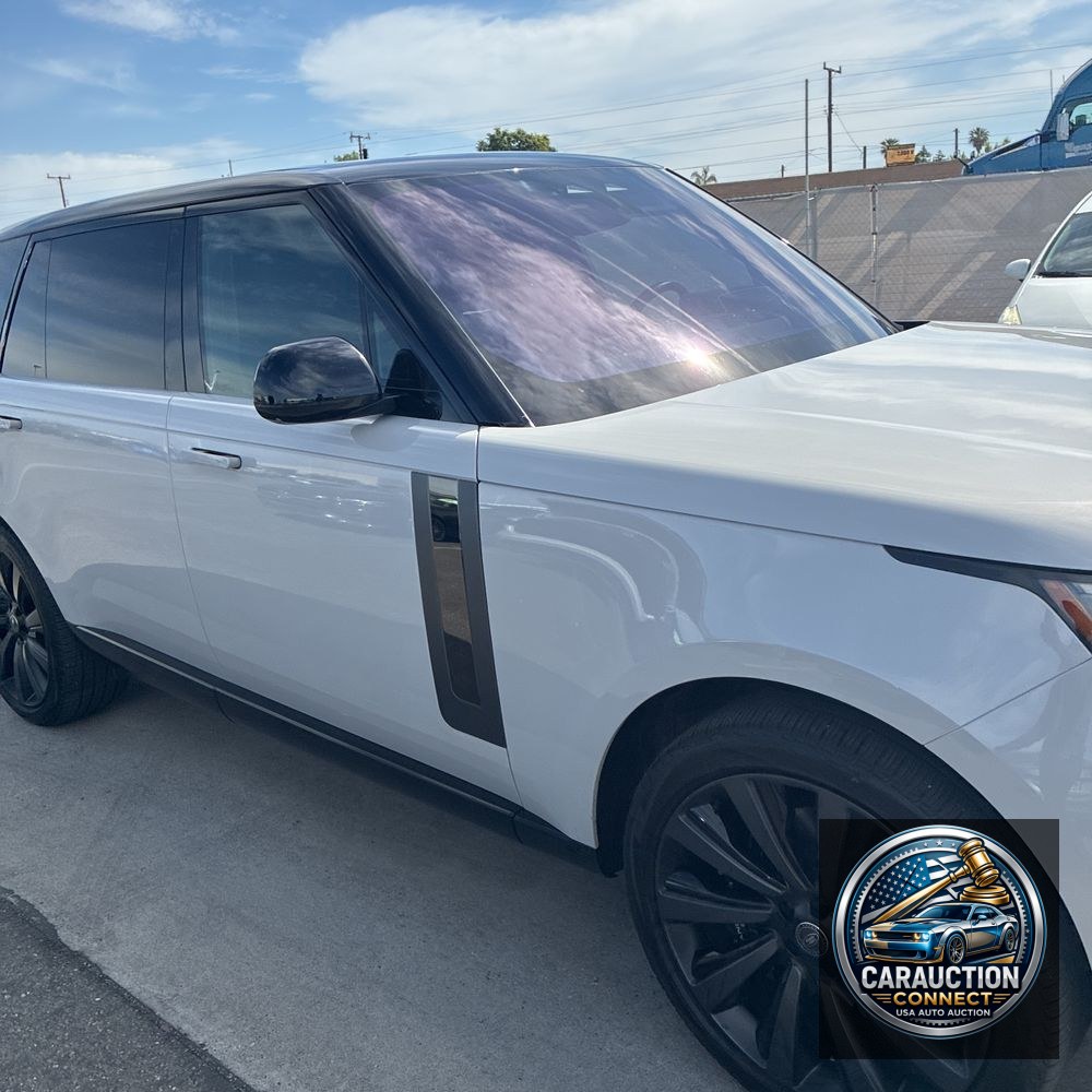 2023 Land Rover Range Rover P530 SV LWB