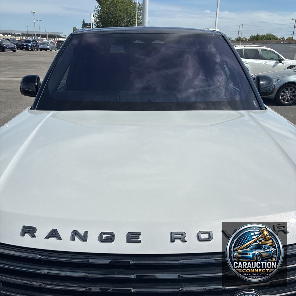 2023 Land Rover Range Rover P530 SV LWB